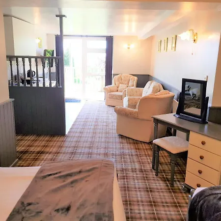 The Snooty Fox 4*