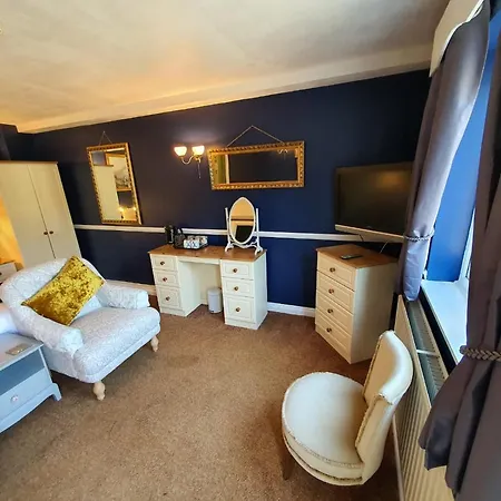 The Snooty Fox 4*