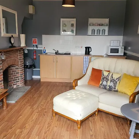 The Snooty Fox Looe