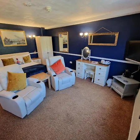 Motel The Snooty Fox 4*