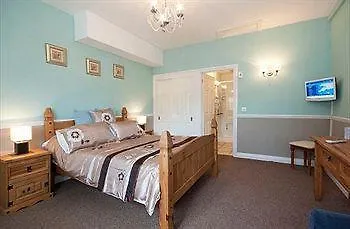 The Snooty Fox Motel Looe
